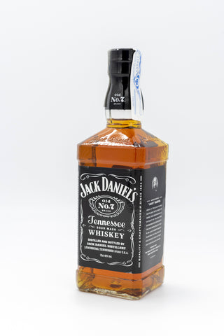 JACK DANIEL'S TENNESSEE WHISKEY